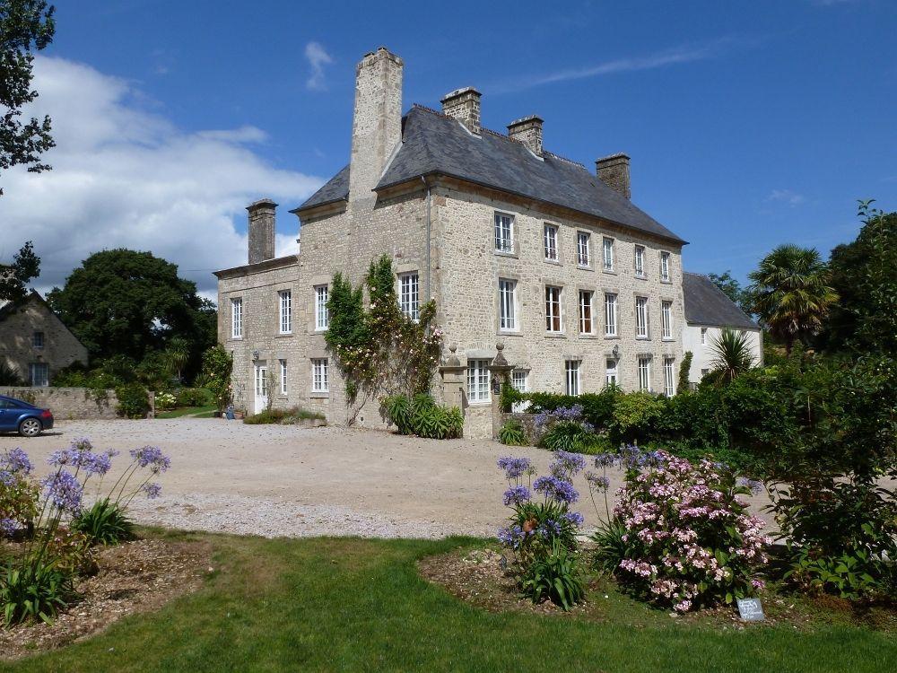 ヴァローニュ マノワール ドゥ サヴィニー Bed & Breakfast エクステリア 写真