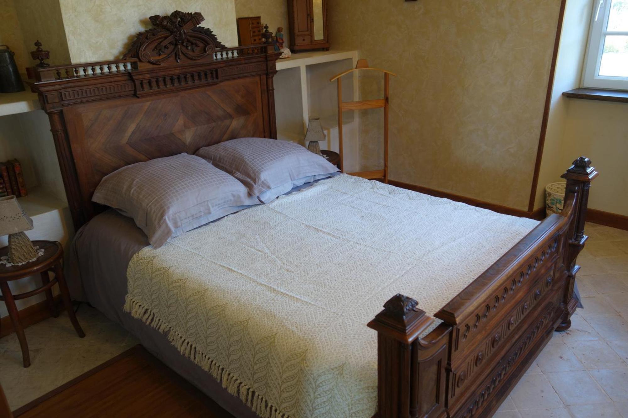 ヴァローニュ マノワール ドゥ サヴィニー Bed & Breakfast エクステリア 写真